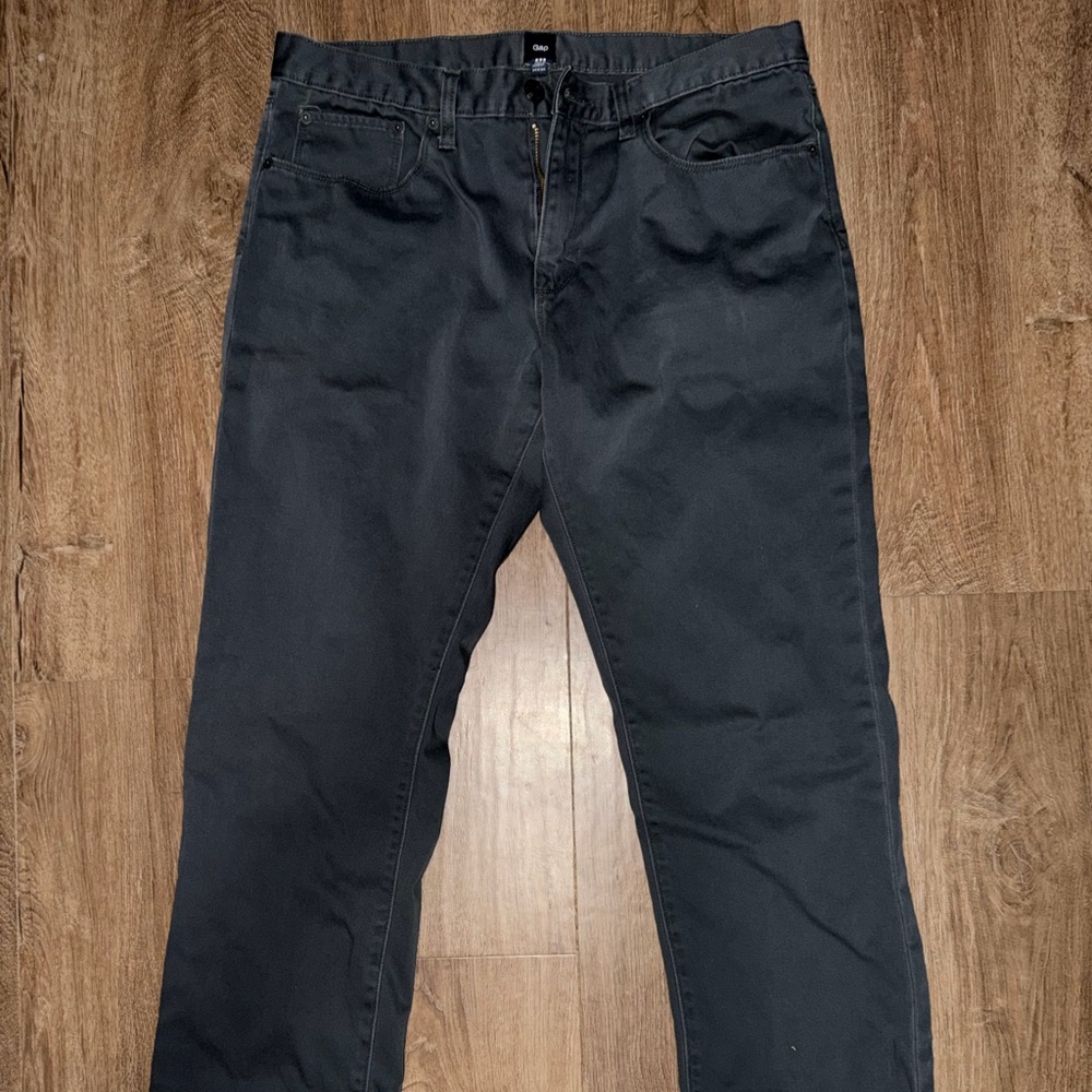 GAP Men's Dark Gray Straight Jeans